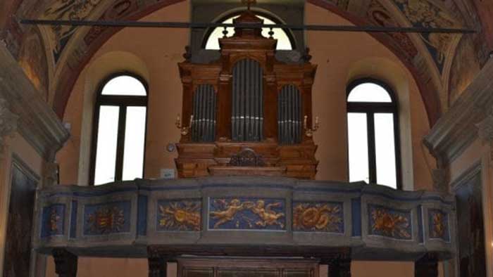 l'antico organo del seminario di bedonia risalente al 1904