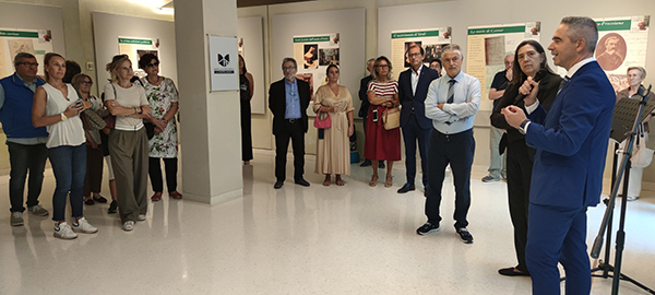 Un momento dellinaugurazione con il saluto del vicedirettore della Banca di Piacenza Pietro Boselli. Alla sua destra Patrizia Bernelich e Daniele Tomasini 