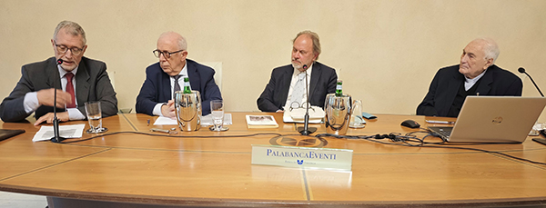 Fernando Manzotti e il vescovo Scalabrini:  due modi originali di studiare l’emigrazione