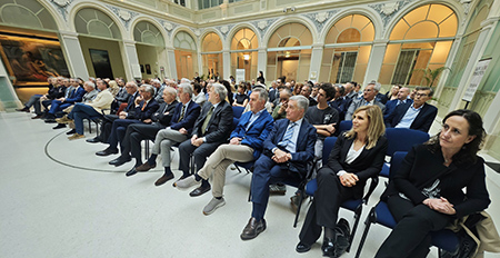 Sala Corrado Sforza Fogliani gremita ok