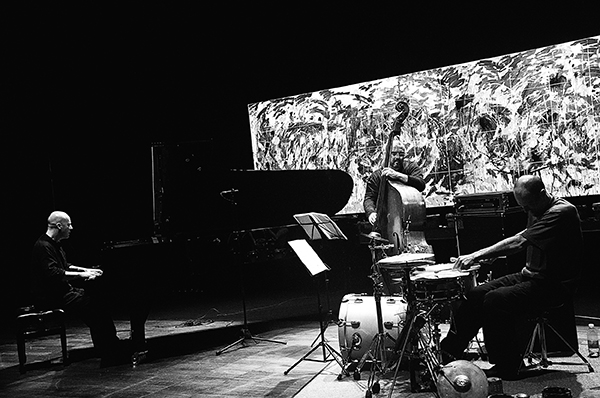 stefano battaglia trio foto caterina de perri