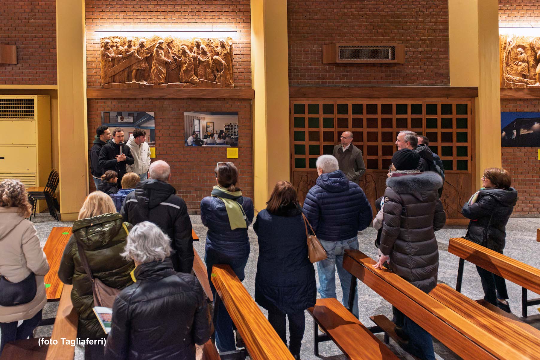 mostra Immaginare Vite a Piacenza alla parrocchia di Nostra Signora di Lourdes