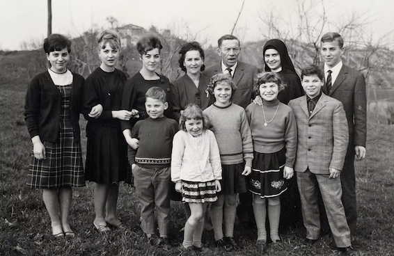 Giuseppe Castagnetti insieme alla famiglia