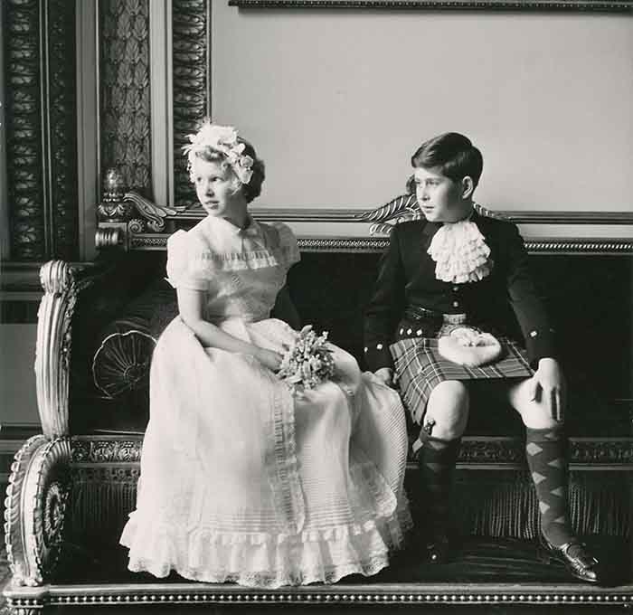 ANNA E CARLO FIGLI DELLA REGINZA ELISABETTA ALLE NOZZE DELLA ZIA MARGARET 1960 GETTY IMAGES